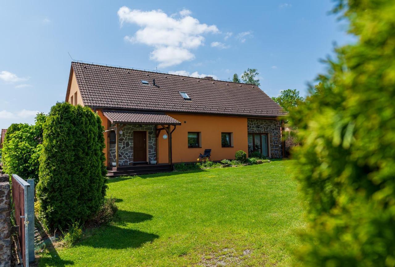 Apartman Domanin 124 Тршебонь Экстерьер фото